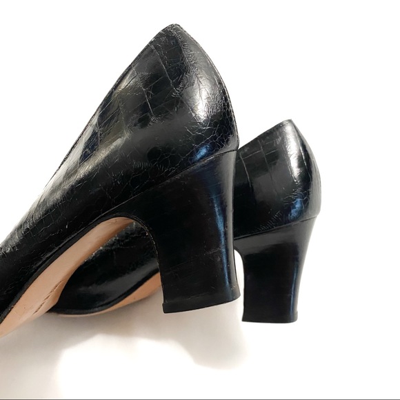 Salvatore Ferragamo Vintage Black Pumps 7 - Picture 4 of 8
